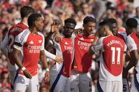 Arsenal khởi đầu thuận lợi tại Premier League mùa này. (Nguồn: AP)