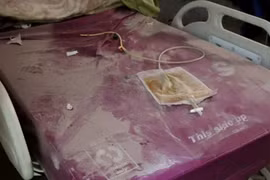 Bệnh viện ở Aleppo sau khi bị tấn công. (Nguồn: BBC)