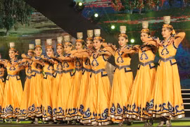  Chương trình giao lưu nghệ thuật Việt Nam - Trung Quốc tại Lễ bế mạc. (Ảnh: Trọng Đức/TTXVN)