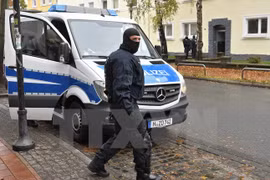 Cảnh sát Đức làm nhiệm vụ tại Hildesheim, miền Trung Đức ngày 8/11. (Nguồn: AFP/TTXVN)