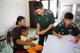Hiệu quả mô hình trạm xá quân dân y kết hợp tại tỉnh Thừa Thiên-Huế. (Ảnh: TTXVN)