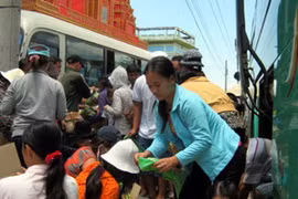 Sẽ di dời các cơ sở buôn bán trong khuôn viên chùa Sro Lôn