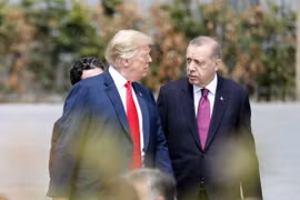 Tổng thống Mỹ Trump và người đồng cấp Thổ Nhĩ Kỳ Erdogan. (Nguồn: EPA)