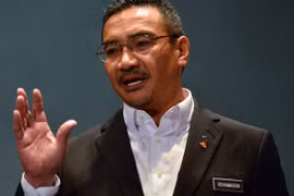 Bộ trưởng Quốc phòng Malaysia Hishamuddin Husein. (Nguồn: Theindependent.sg)