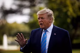 Tổng thống Mỹ Donald Trump phát biểu với báo giới tại Washington, DC..( Ảnh: THX/TTXVN)