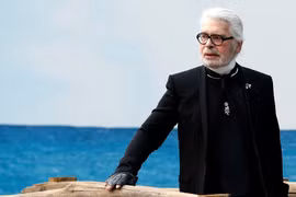 Huyền thoại hãng thời trang Chanel Karl Lagerfeld qua đời
