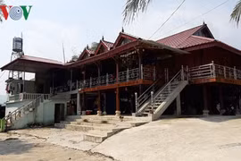 Điện Biên: Nghi án cha giết con đẻ mới 10 tháng tuổi rồi tự tử 