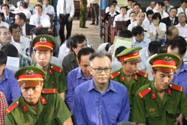 Quang cảnh phiên tòa. (Ảnh Thành Chung/TTXVN)