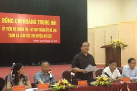 Bí thư Thành ủy Hà Nội Hoàng Trung Hải phát biểu tại buổi làm việc. (Ảnh: Nguyễn Văn Cảnh/Vietnam+)
