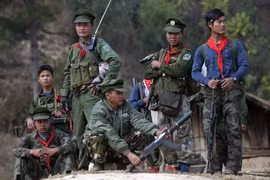 Nhiều người thương vong do đụng độ tại Myanmar. (Nguồn: The Guardian)