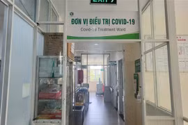 Khu vực cách ly, điều trị bệnh nhân COVID-19 tại bệnh viện Lê Văn Thịnh, Thành phố Hồ Chí Minh. (Ảnh: Đinh Hằng/TTXVN)