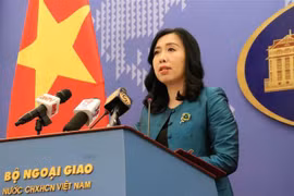 Người Phát ngôn Bộ Ngoại giao Lê Thị Thu Hằng trả lời các câu hỏi phóng viên quan tâm. (Ảnh: Văn Điệp/TTXVN)