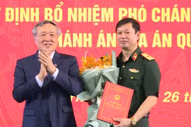 Phê chuẩn Thiếu tướng Dương Văn Thăng làm Thẩm phán TAND tối cao