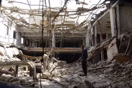 Cảnh đổ nát sau các cuộc giao tranh tại Hodeida, Yemen ngày 17/12/2018. (Ảnh: AFP/TTXVN)