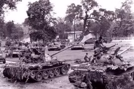 11 giờ 30 ngày 30/4/1975, Lữ đoàn 203 đã chiếm Dinh Độc Lập (Ảnh: Đinh Quang Thành/TTXVN)