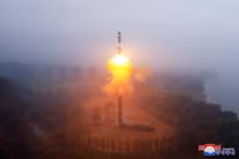 Vụ phóng tên lửa đạn đạo liên lục địa (ICBM) Hwasong-19 của Triều Tiên ngày 31/10/2024. (Ảnh: Yonhap/TTXVN)