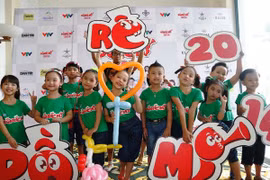 "Đồ Rê Mí 2014" tưng bừng ngày ra mắt tốp 12 cùng dàn “sao” Việt 