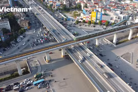 Những hành khách đầu tiên của tuyến đường sắt Cát Linh-Hà Đông nói gì?