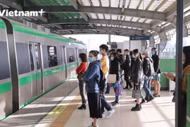 [Video] Tàu Cát Linh-Hà Đông trở thành phương tiện đi làm lý tưởng