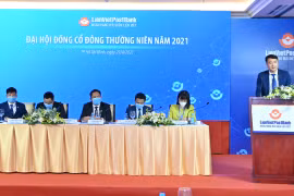 Ban lãnh đạo LienVietPostBank tại Đại hội. (Ảnh: Vietnam+)