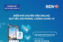 Chuyển tiền ủng hộ không cần nhớ số tài khoản. (Ảnh: Vietnam+)