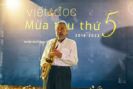 Nghệ sỹ Quyền Văn Minh là người tiên phong phát triển nhạc jazz tại Việt Nam. (Ảnh: Hoàng Hiếu/Vietnam+)