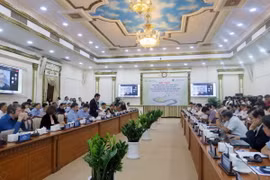 Quang cảnh Hội thảo “Phát triển không gian, chức năng dọc hành lang sông Sài Gòn theo kinh nghiệm của Pháp về sông Seine.” (Ảnh: Tiến Lực/TTXVN)