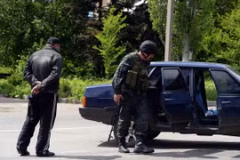 Quân đội Ukraine bắn pháo gây thương vong ở Slavyansk