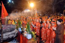 Nam Định: Lễ khai ấn Đền Trần Xuân Ất Mùi 2015 khai mạc trong đêm