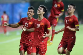 Tiền đạo Công Phượng ăn mừng sau khi ghi bàn thắng trong trận U23 Việt Nam-U23 Malaysia tại SEA Games 28. (Ảnh: Quốc Khánh/TTXVN)