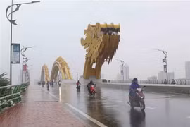 Sáng 10/12, nước trên các tuyến đường ngập ở Đà Nẵng đã rút. (Ảnh: Trần Lê Lâm/TTXVN)