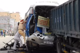 “Siết” lái xe để ngăn tai nạn giao thông nghiêm trọng