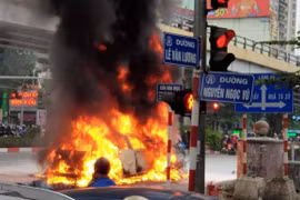 Hiện trường vụ tai nạn khiến một người tử vong tại chỗ ở Hà Nội hôm 20/11. (Ảnh: PV/Vietnam)
