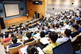 Hàn Quốc ứng dụng sách giáo khoa kỹ thuật số vào năm 2025