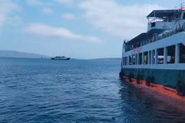 Indonesia: Giải cứu hơn 100 hành khách bị mắc kẹt trên phà ở Bali