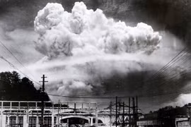 Đám mây hình nấm trên bầu trời Nagasaki vào ngày 9/8//1945. (Ảnh: Getty Images) 