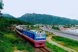 Đường sắt Vinh-Nha Trang.(Nguồn: TTXVN)