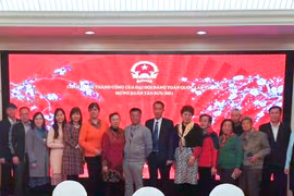 Tống Lãnh sự quán Việt Nam tại Trung Quốc tổ chức Tết cộng đồng mừng xuân Tân Sửu 2021. (Nguồn: Tổng Lãnh sự quán Việt Nam tại Trung Quốc)