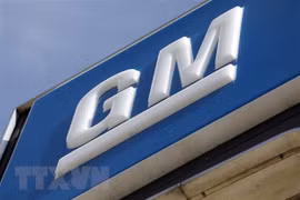 Biểu tượng General Motors tại nhà máy ở Flint, Michigan, Mỹ. (Nguồn: AFP/TTXVN)
