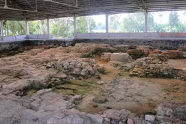 Di tích Gò Cây Thị B (nằm trong Khu di tích khảo cổ Óc Eo - Ba Thê) được tập trung tu bổ, hoàn thiện hệ thống bảng thuyết minh, chỉnh trang cảnh quan. (Ảnh: Công Mạo/TTXVN)