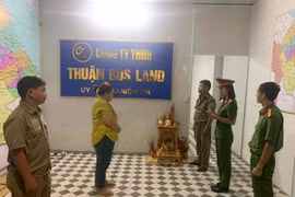 Khởi tố đối tượng làm giả nhiều Giấy chứng nhận quyền sử dụng đất