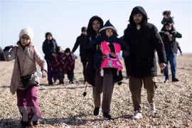 Vấn đề người di cư: UNHCR đánh giá về dự luật mới của Anh