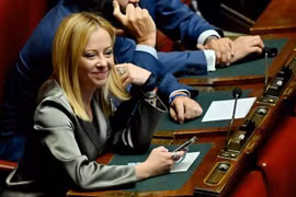 Bà Giorgia Meloni tại phiên họp của Hạ viện ở Rome. (Ảnh: AFP/TTXVN)