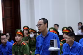 Xét xử vụ án vi phạm quy định đấu thầu tại Sở Y tế Quảng Ninh