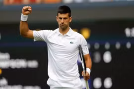 Novak Djokovic có chiến thắng đầu tiên ở US Open, trở lại vị trí top 1