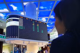 Thị trường chứng khoán ngày 21/7 có thêm phiên giao dịch tỷ USD