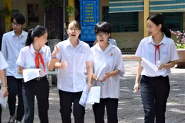 Từ ngày mai, 14/2, các trường học sẽ không được dạy thêm có thu tiền. (Ảnh: TTXVN)
