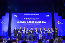 10 đội thi lọt vào vòng chung kết Viet Solutions 2020 - Cuộc thi tìm kiếm giải pháp chuyển đổi số quốc gia. (Ảnh: Viettel)