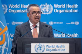 Tổng Giám đốc Tổ chức Y tế thế giới (WHO) Tedros Adhanom Ghebreyesus phát biểu tại cuộc họp ở Geneva, Thụy Sĩ. (Ảnh: AFP/TTXVN)