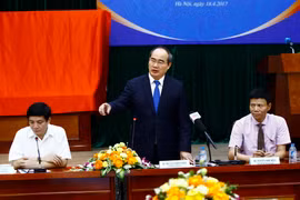Chủ tịch Ủy ban Trung ương Mặt trận Tổ quốc Việt Nam Nguyễn Thiện Nhân phát biểu tại buổi làm việc. (Ảnh: An Đăng/TTXVN)